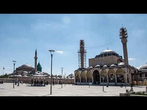 Konya Mevlana Meydanı